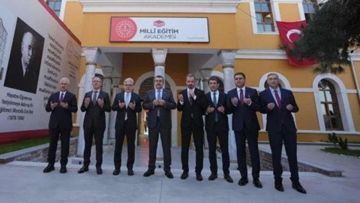 Milli Eğitim Akademisi’nde ders zili çaldı: İlk ders Bakan Tekin’den