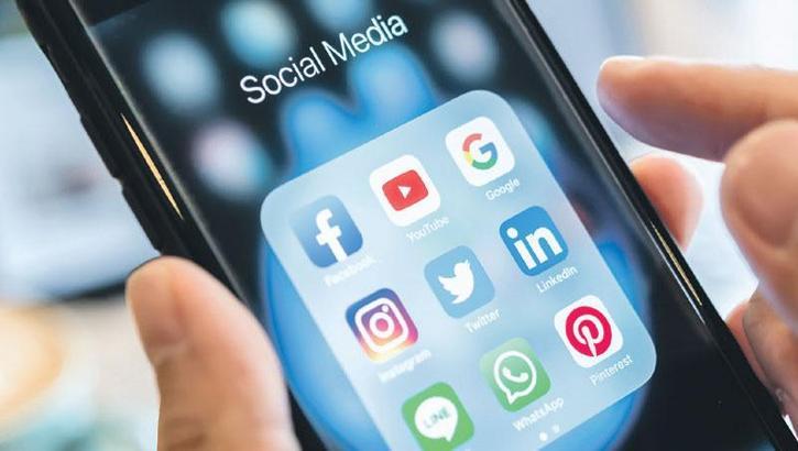 Mesajda Instagram, konuşmada Whatsapp