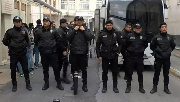 Ataşehir Belediyesi'ne operasyon! 20 şüpheli adliyede