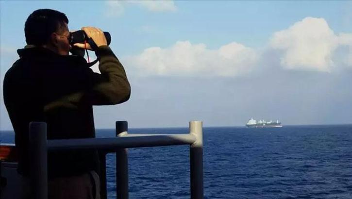 Hürmüz'de İran misillemesi! İsrail bağlantılı gemilere el konuldu