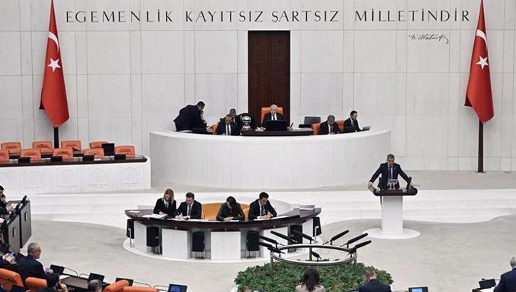 TBMM'de kabul edildi! Doğum izni uzatıldı! 15 yaş altına sosyal medya düzenlemesi geldi