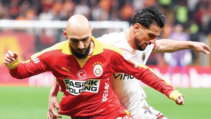 Aslan’a kupa şoku