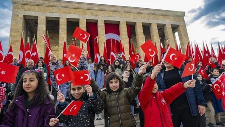 23 Nisan Ulusal Egemenlik ve Çocuk Bayramı: Siyasilerden peş peşe 23 Nisan mesajları