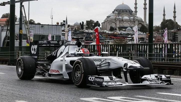 Formula 1 İstanbul’a dönüyor! Geri sayım başladı