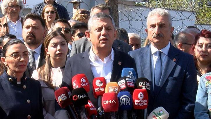 Özgür Özel: Bizle görüşmek isteyen, önce bize düşman hukuku uygulamaktan vazgeçecek