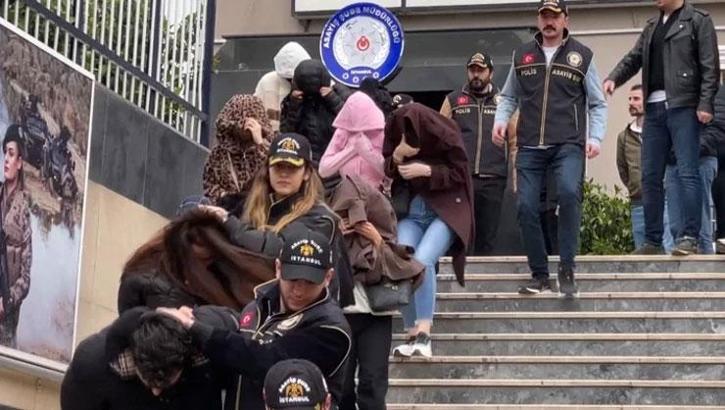 İstanbul merkezli 4 ilde 'fuhuş' operasyonu: 52 kadın kurtarıldı! 7 tutuklama var