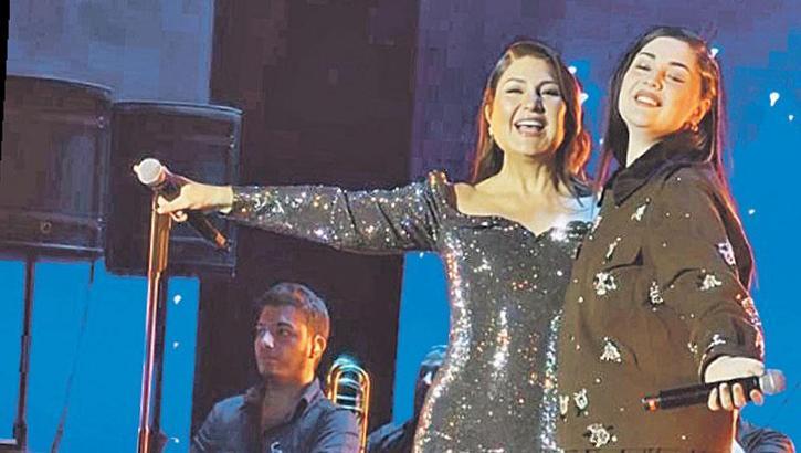 Sibel Can'dan Hüsnü Şenlendirici'nin kızına: 'Sanki kızım gibi'