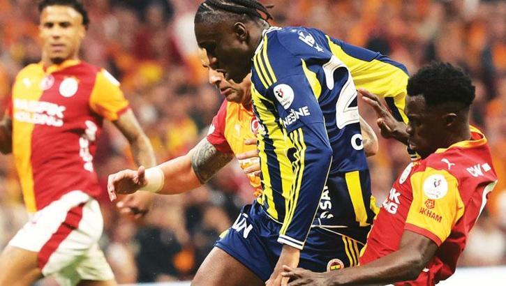 Sinirler gerildi kartlar havada uçtu