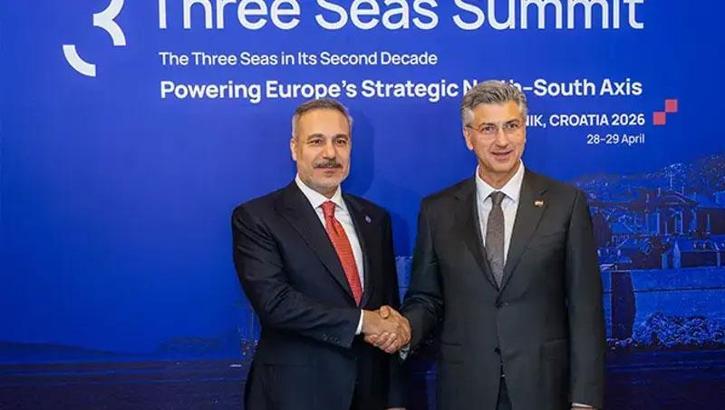 Dışişleri Bakanı Hakan Fidan, Üç Deniz Girişimi 11. Zirvesi'nde yer aldı