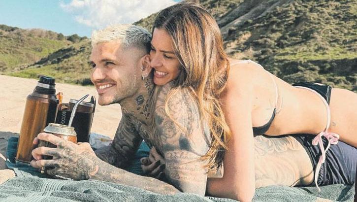 Icardi, 3 puanı aşkıyla kutladı! Sahilin tadını çıkardılar