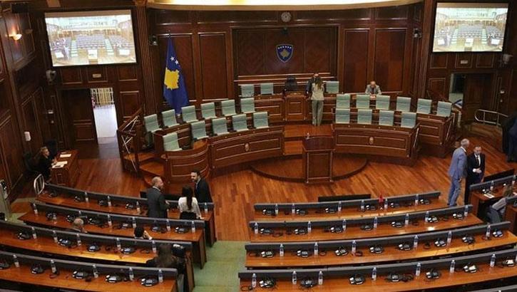 Kosova'da meclis feshedildi! Yeniden seçime gidilecek