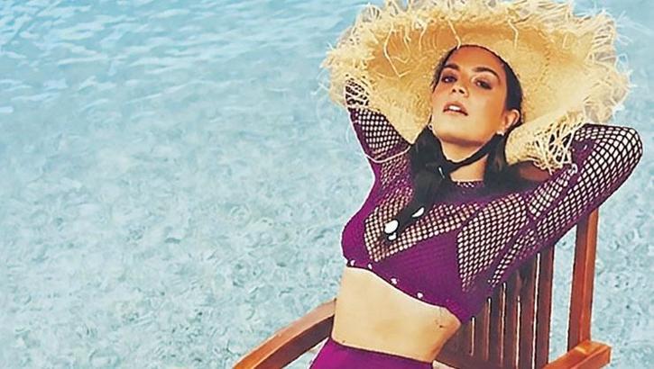 Yedi kez ameliyat olan Aslı Bekiroğlu tiyatroya ara verdi