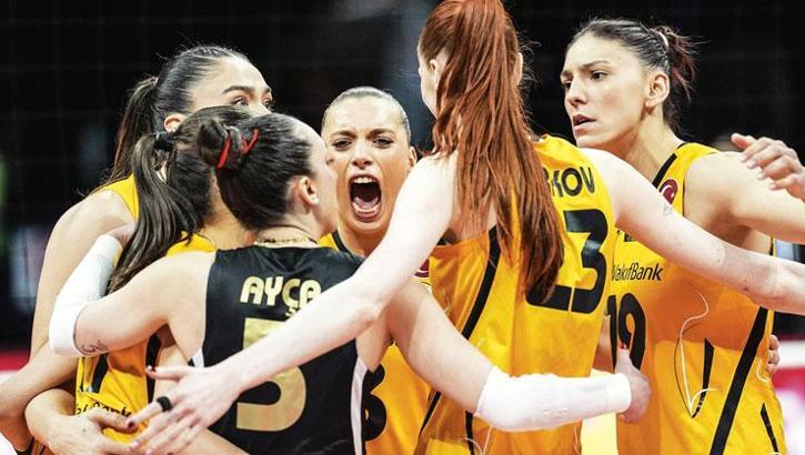 Vakıfbank finalde