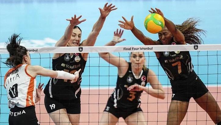 2026 CEV Şampiyonlar Ligi Şampiyonu VakıfBank!
