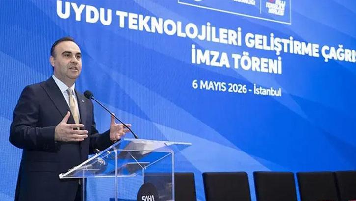 Bakan Kacır: Türkiye 2027'de kendi milli hibrit roket motorunu ateşleyerek Ay'a erişen ülke olacak