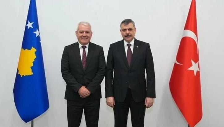 Bakan Çiftçi, Kosovalı mevkidaşı Sveçla ile görüştü