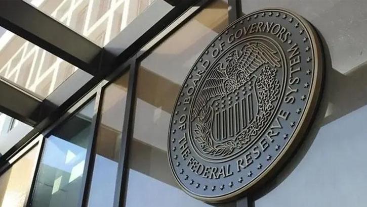 Fed, istikrar raporunda dünyayı uyardı! Finansal sistem tehdit altında
