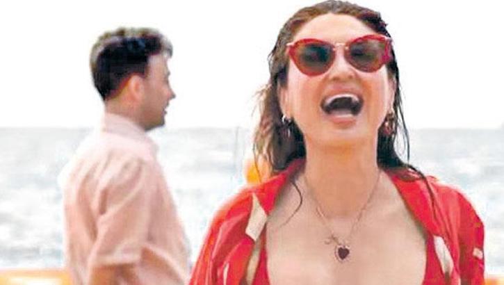 Sörf hocası Bilge Öztürk, sezonu böyle açtı