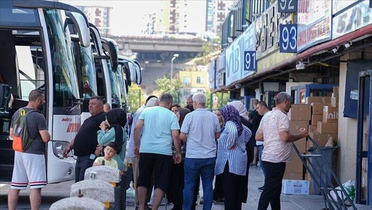 Kurban Bayramı nedeniyle otogarda hareketlilik! Ek seferler konuldu