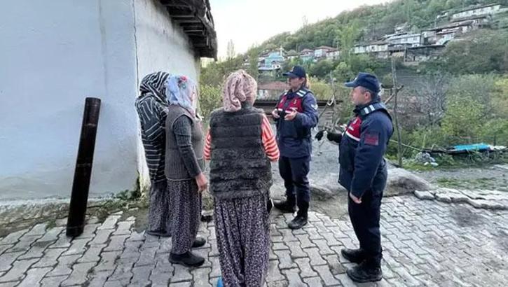 Tokat'ta sağanak sonrası heyelan riski! Bir köy boşaltıldı