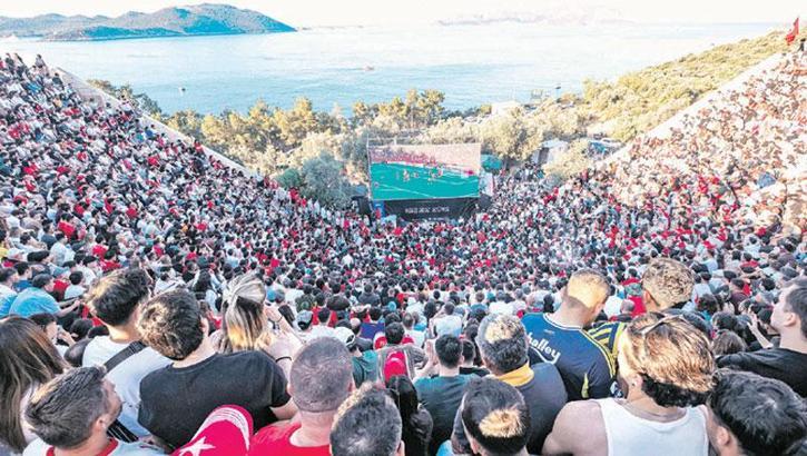 Dünya ’Kaş‘ı konuşuyor