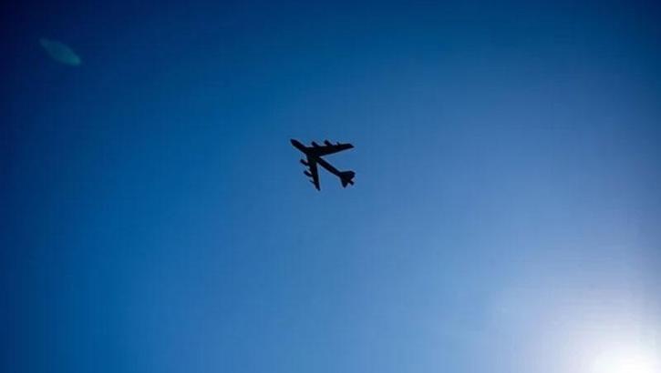 ABD'ye ait B-52 Stratofortress uçağı düştü
