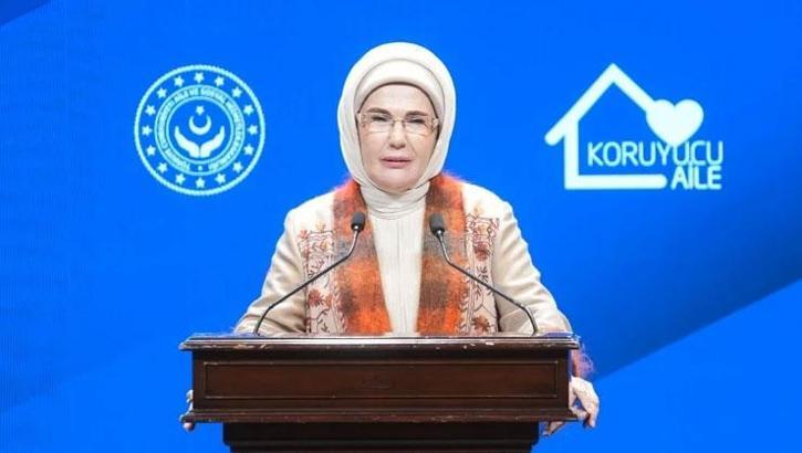 Emine Erdoğan, "Gönül Elçileri Koruyucu Aile Vizyon Çalıştayı Kapanış Programı"nda konuştu