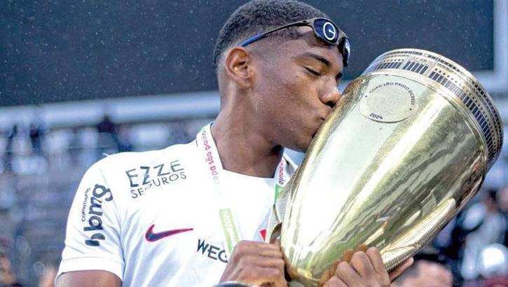 Fener'den sürpriz hamle Andre