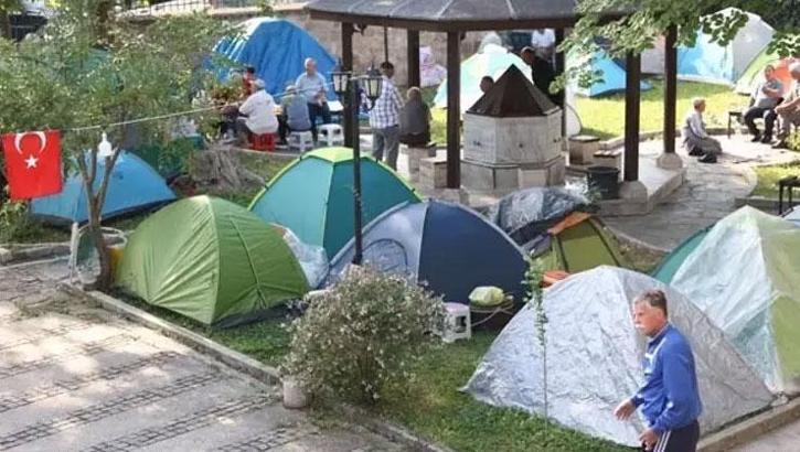 Edirne'de otellerde yer kalmadı, çadırlarda uyudular