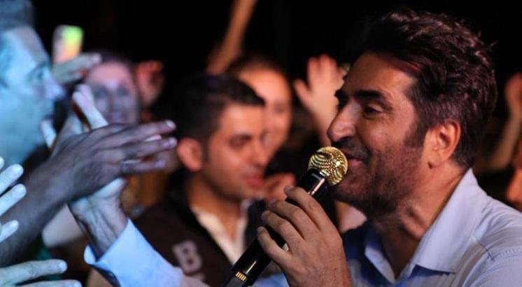 Mahsun Kırmızıgül 100 bin kişinin önünde sahne aldı!