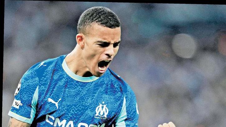 Tüm yollar Fener’e çıkıyor