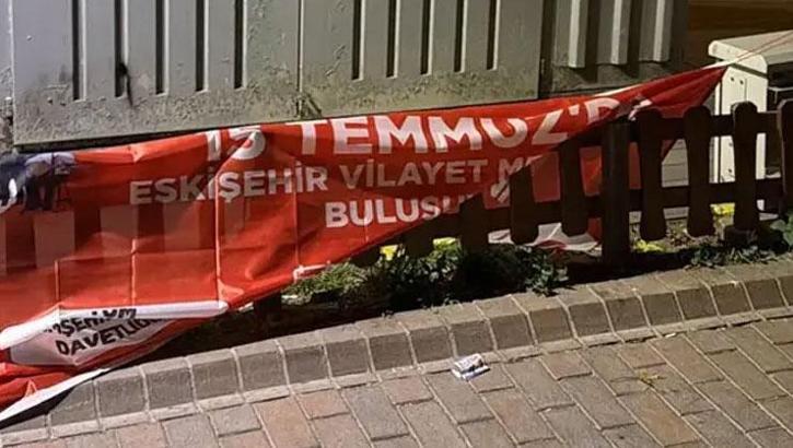 Eskişehir'de '15 Temmuz afişleri indirildi' iddiası! 'Hazımsızlığı anlamış değiliz'