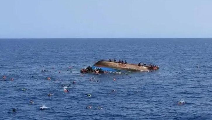 Arakanlı Müslümanları taşıyan iki tekne battı! 500'den fazla kişi kayıp