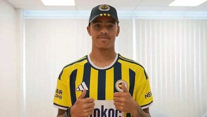 Fenerbahçe'nin yeni transferi Mason Greenwood İstanbul'a geldi!