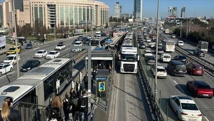 İstanbul'da toplu ulaşıma yüzde 10 zam
