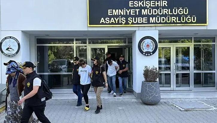 Eskişehir'de 1'i polis 11 kişinin yaralandığı kavga! 18 zanlıdan 5'i tutuklandı