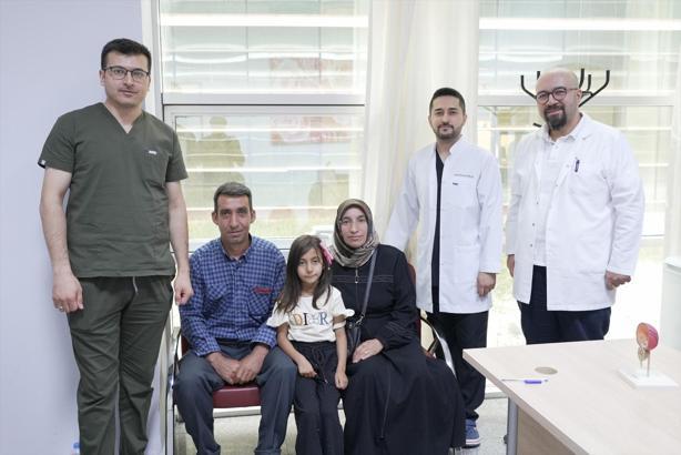 Diyaliz riski taşıyordu! Çifte ameliyatla sağlığına kavuştu