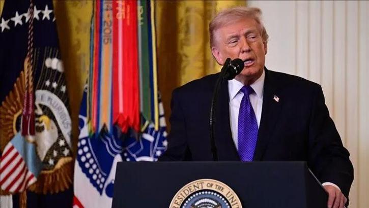Trump'tan müzakere tehdidi: İran'a çok güçlü askeri müdahaleye hazırım