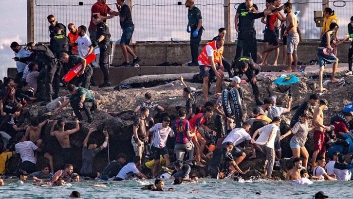 Avrupa'da göçmen krizi büyüyor! İspanya, İtalya'ya karşı sınır kontrolleri başlatıyor