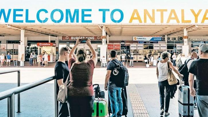 Antalya’da turizm yoğunluğu