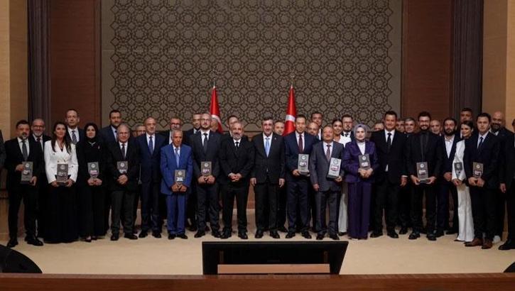 Anadolu Medya Ödülleri’nde Demirören Medya’ya 3 ödül