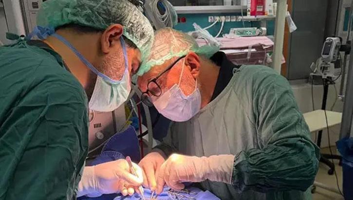 24 haftalık ve 610 gram dünyaya geldi! Rüzgar bebeğe yatak başında kalp ameliyatı