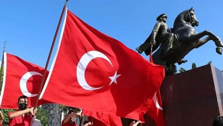 30 Ağustos Zafer Bayramı! Siyasilerden peş peşe kutlama mesajları