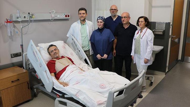 Literatürde benzeri olmayan vaka! ALS hastasına çift kapak ameliyatı yapıldı