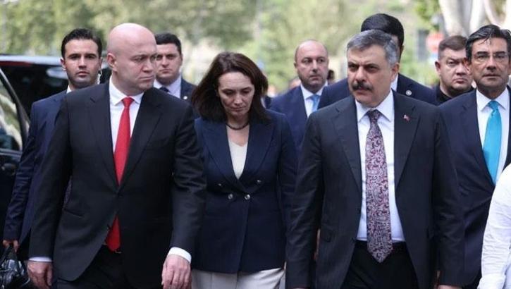 Gürcistan, Türkiye'nin aradığı 11 kişiyi iade etti! Bakan Çiftçi duyurdu