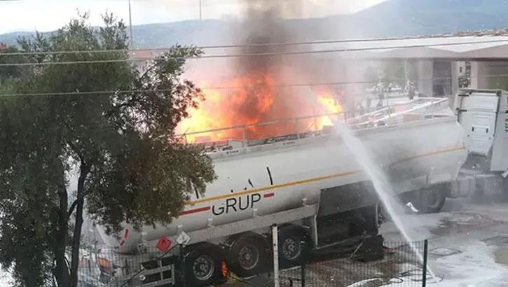 Akaryakıt istasyonunda faciadan dönüldü! Tankerden tankere sıçrayan alevlerde 1 kişi yaralandı