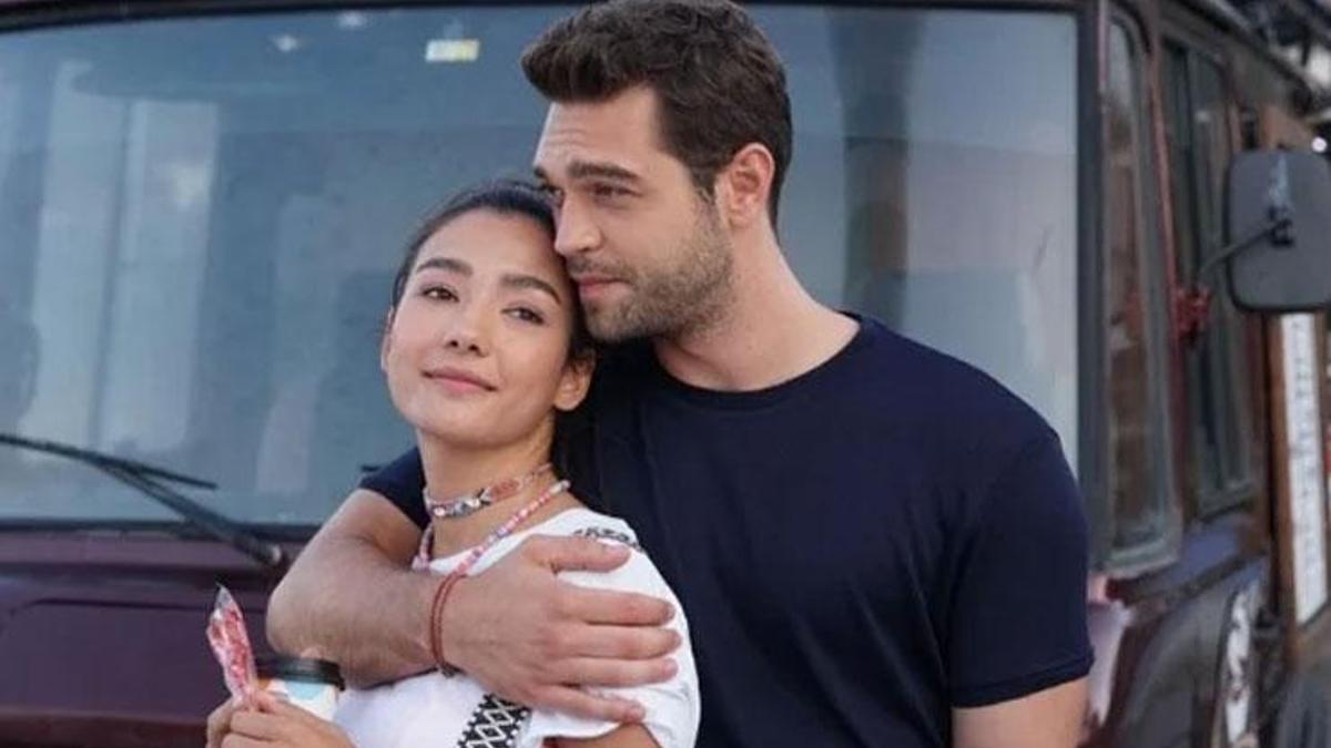 Aybüke Pusat-Furkan Andıç aşkı bir kez daha belgelendi - Magazin Haberleri
