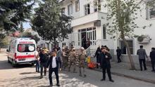 Kahramanmaraş'ta okulda silahlı saldırı! Vali Ünlüer: '4 can kaybı, 20 yaralımız var'