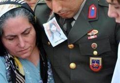 Aşkına selam durdu