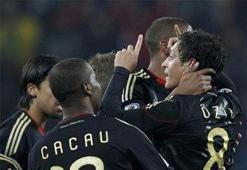 Almanya ve Gana "Mesut"